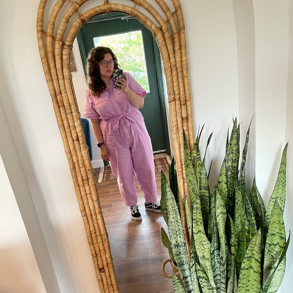 Meet your Posher, Megan - Picture 3 of 5